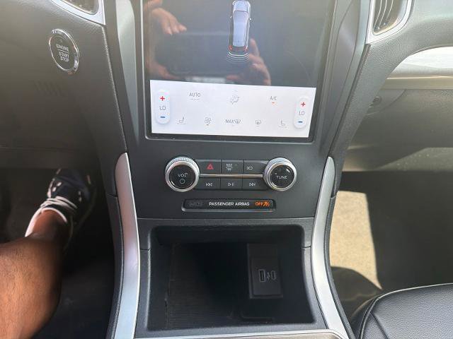 Certified 2024 Ford Edge SEL AWD/4WD image 23