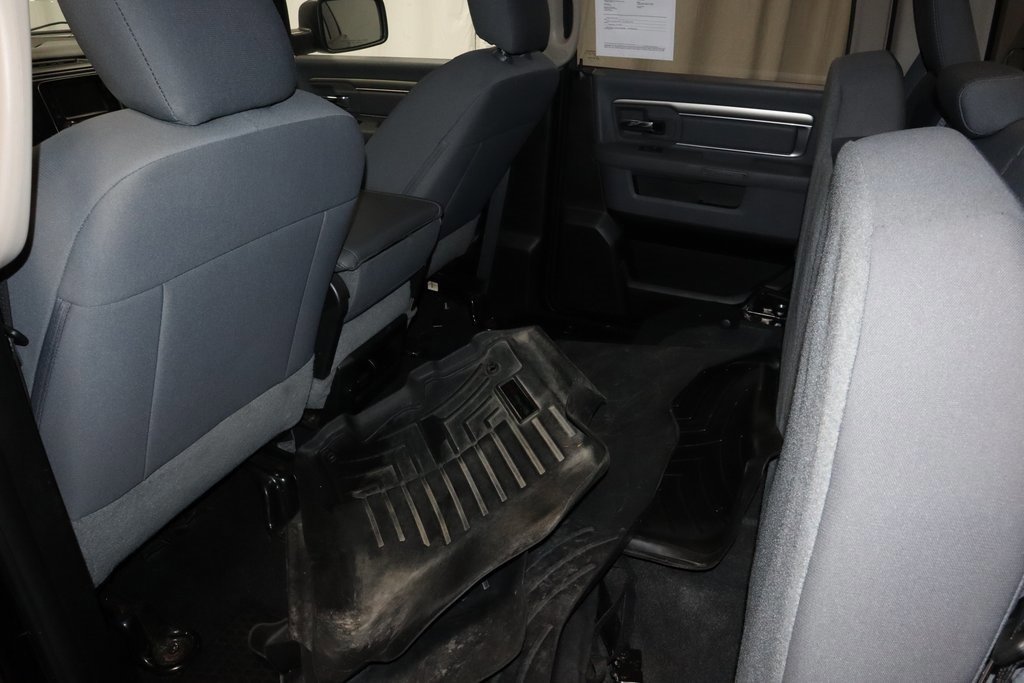 Used 2019 RAM 1500 Classic SLT image 20