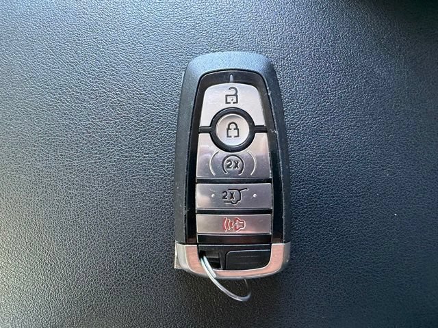 Certified 2020 Ford Edge Titanium w/ Equipment Group 301A AWD/4WD image 28