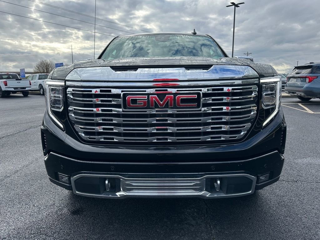 Used 2024 GMC Sierra 1500 Denali image 3