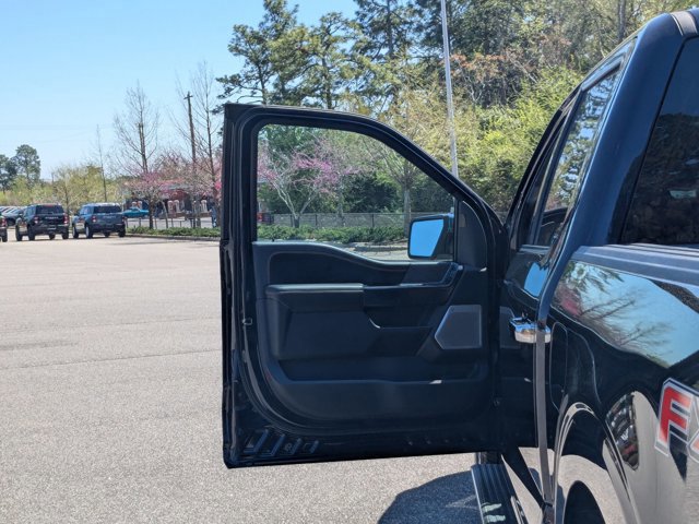 Certified 2022 Ford F150 Platinum w/ Equipment Group 701A High image 14