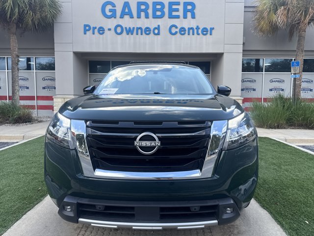 Used 2022 Nissan Pathfinder SL FWD image 9