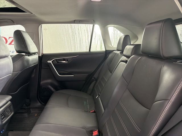 Used 2022 Toyota RAV4 Limited image 13