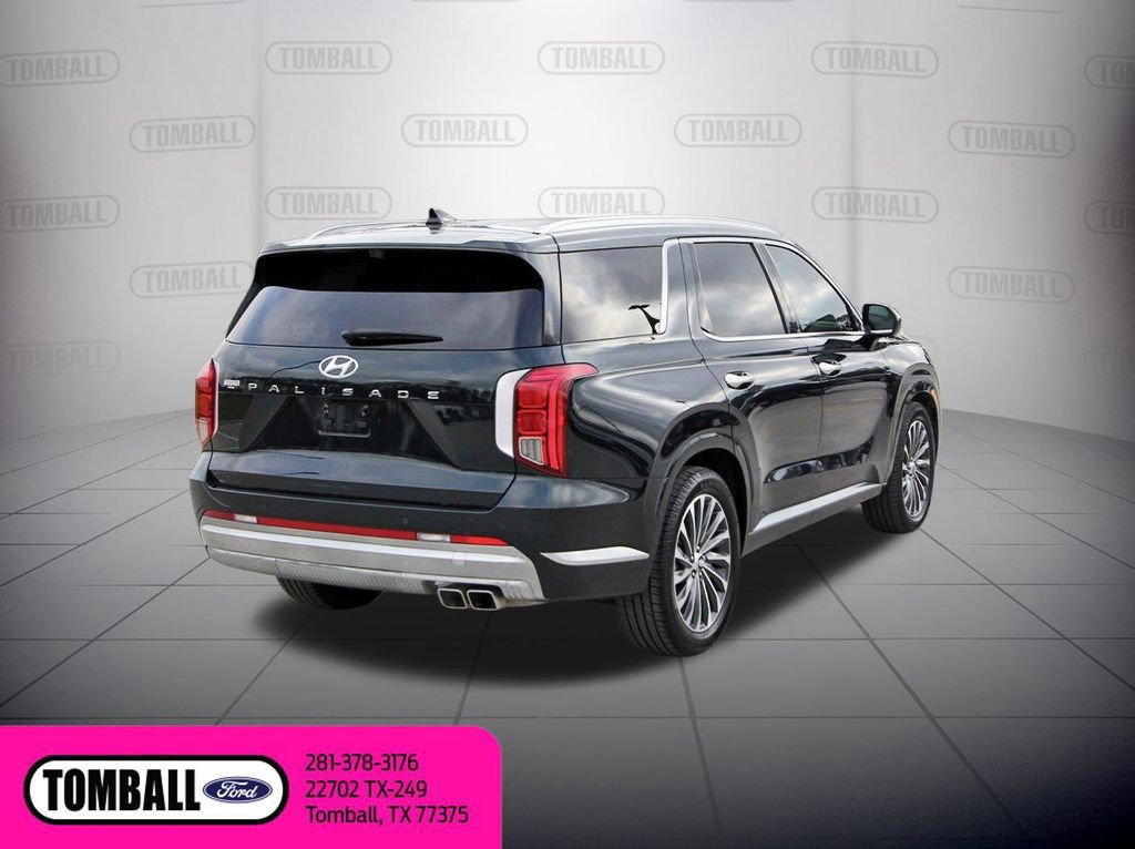 Used 2024 Hyundai Palisade Calligraphy image 5