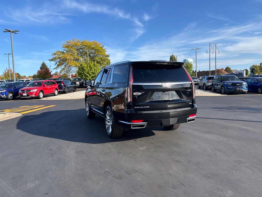Used 2022 Cadillac Escalade Premium Luxury Platinum w/ LPO, Radiant Package AWD/4WD image 7
