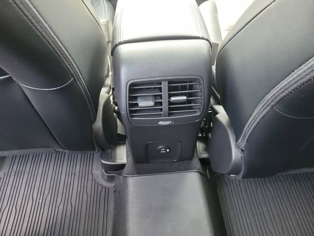 Certified 2022 Ford Escape Titanium w/ Class II Trailer Tow Package AWD/4WD image 29