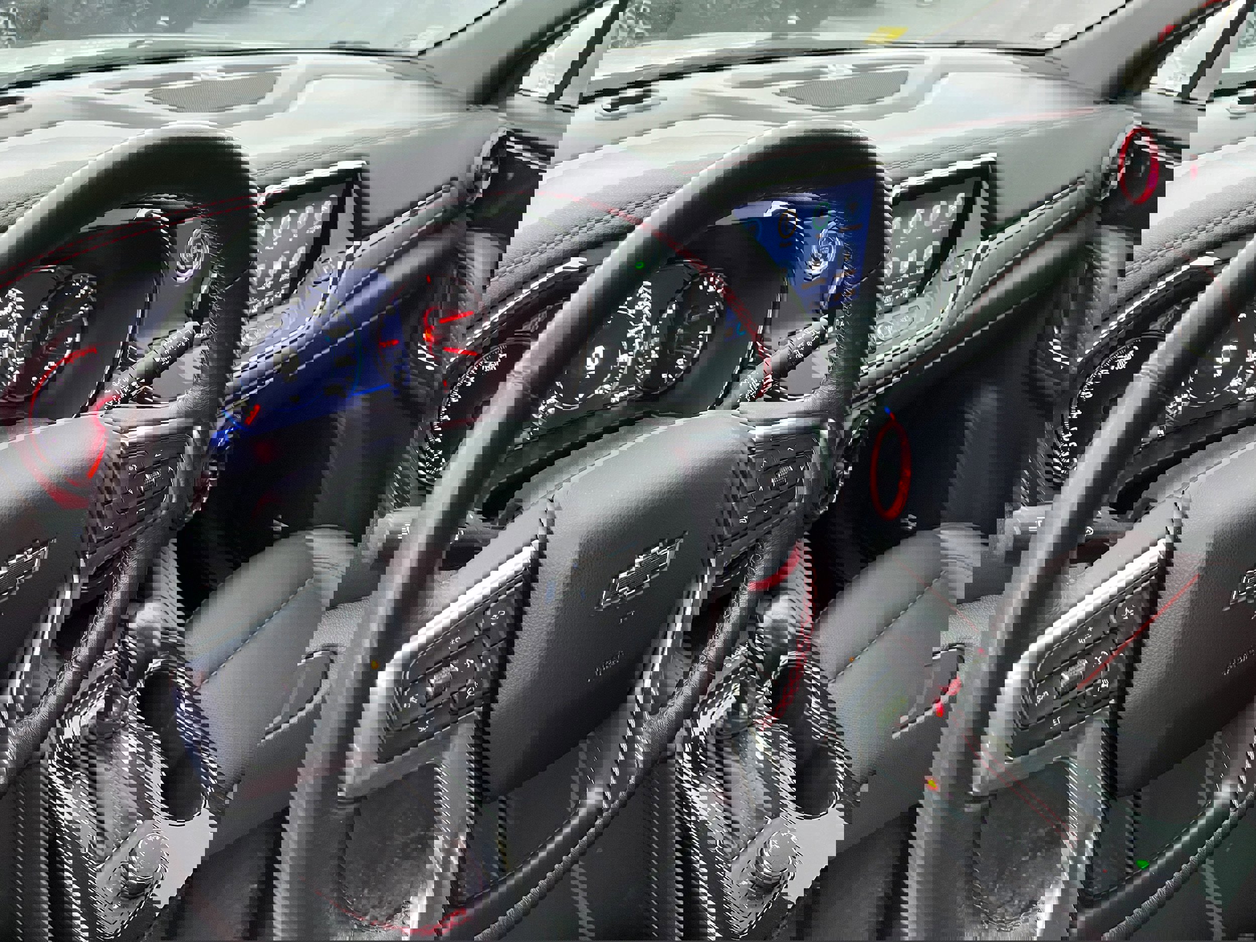 Used 2022 Chevrolet Blazer RS w/ Enhanced Convenience Package image 9