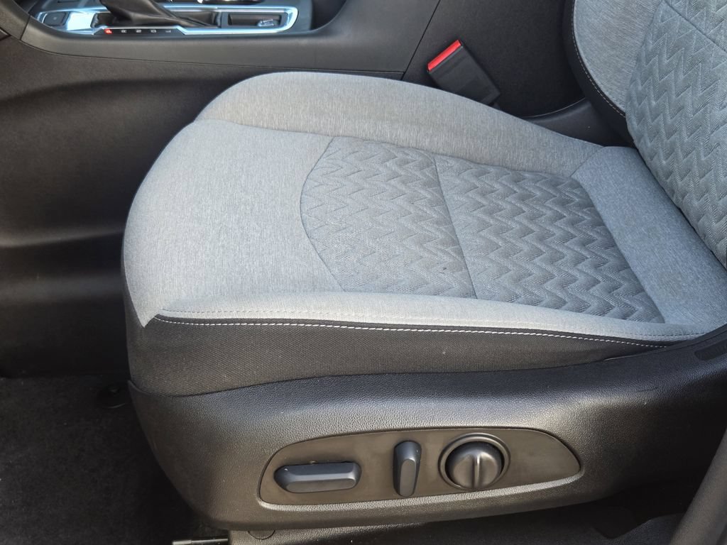 Used 2023 Chevrolet Equinox LT AWD/4WD image 23