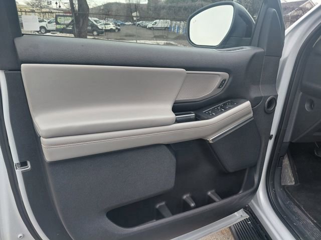 Certified 2025 Ford Expedition Max Active image 12