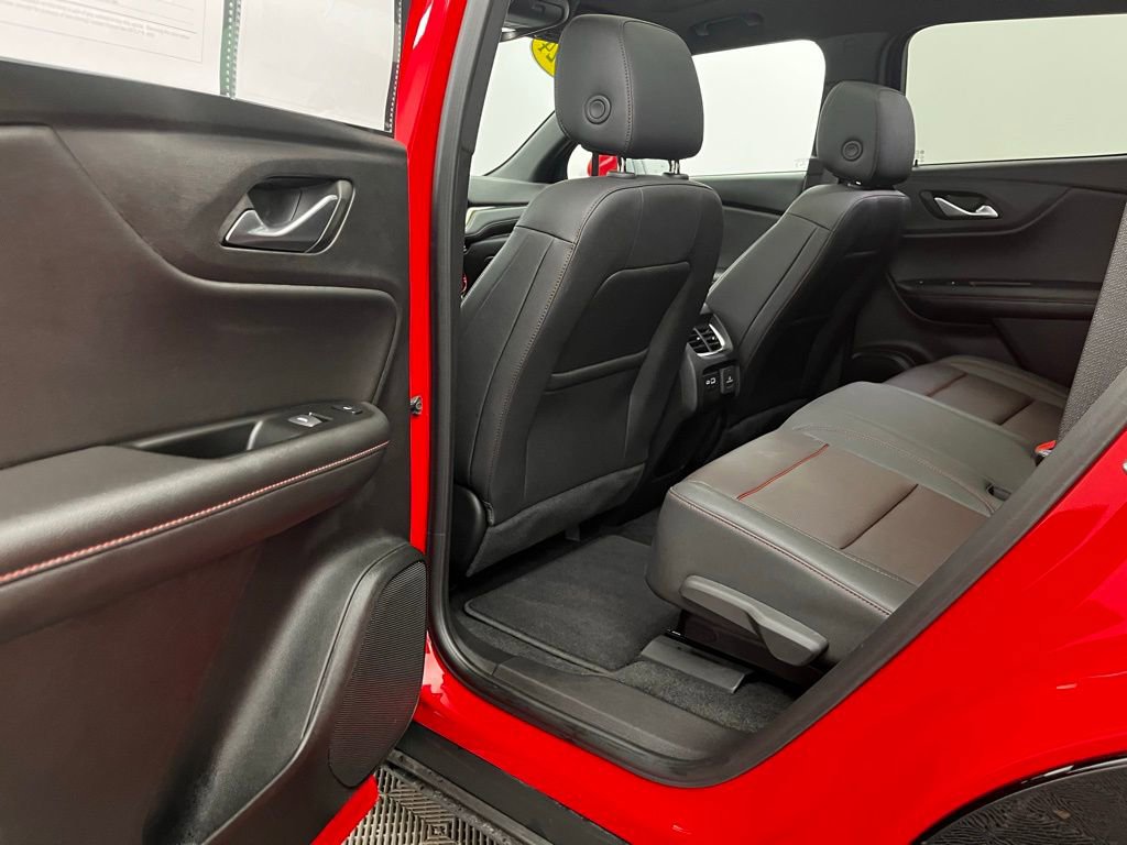 Used 2024 Chevrolet Blazer RS w/ Enhanced Convenience Package image 31