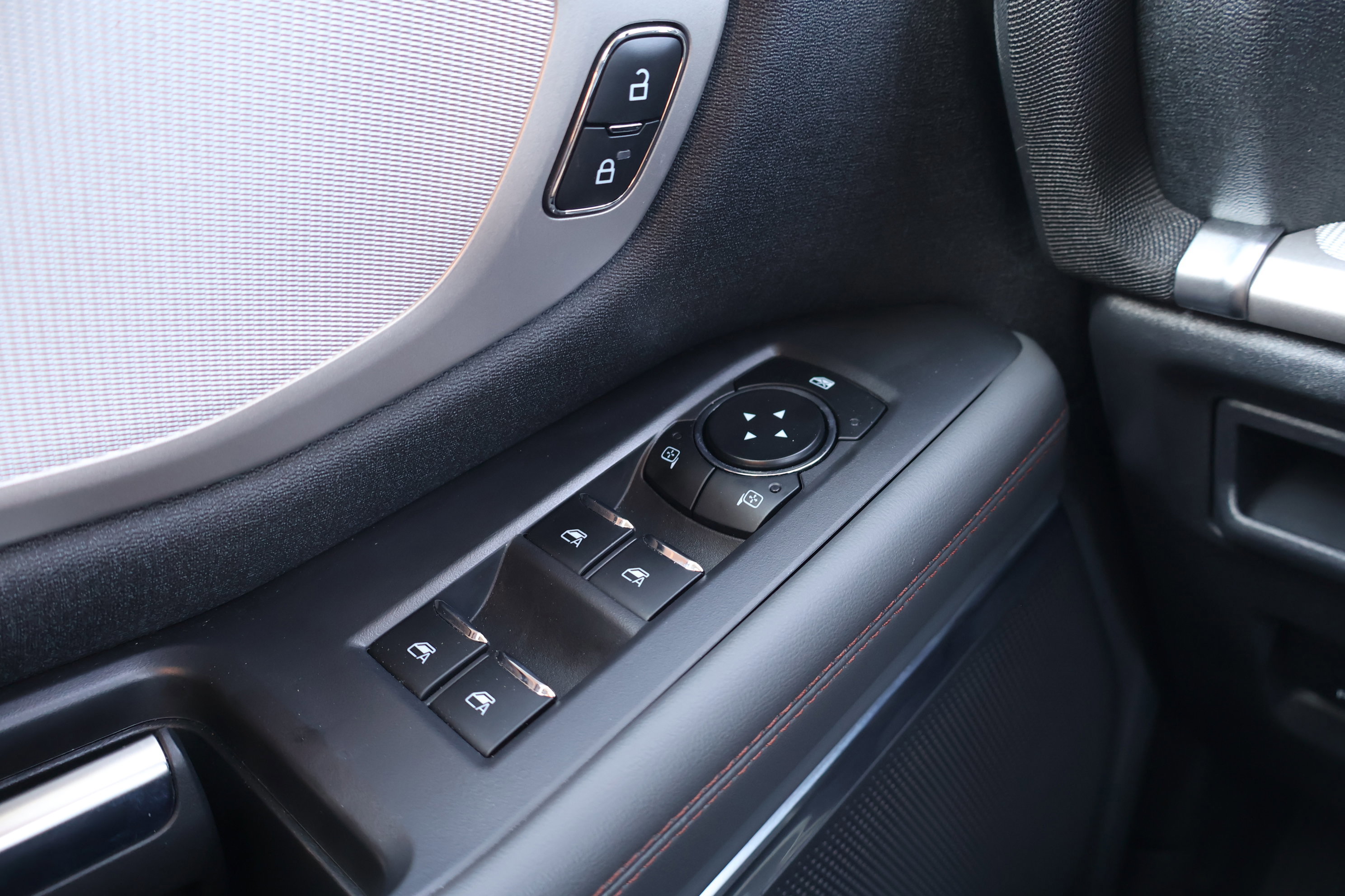 Certified 2025 Ford Expedition Max Active image 17