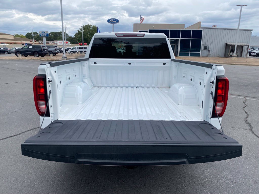 Used 2023 GMC Sierra 1500 Pro w/ Pro Value Package AWD/4WD image 9