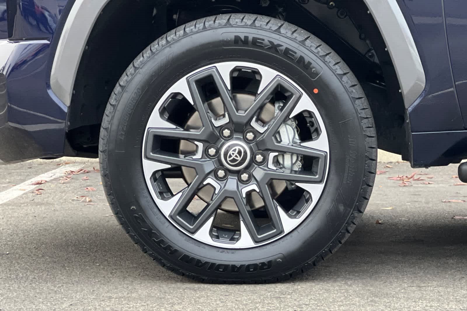 Used 2023 Toyota Tundra Limited image 26