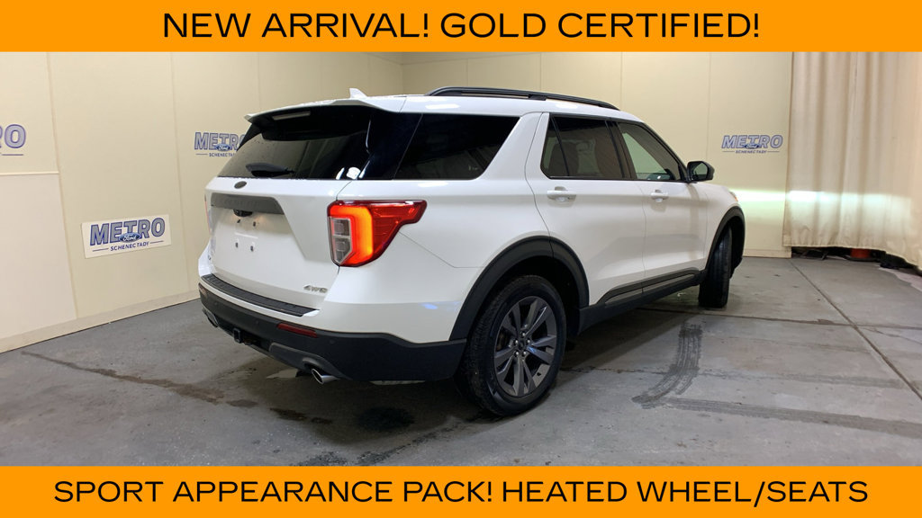 Certified 2023 Ford Explorer XLT w/ Equipment Group 202A AWD/4WD image 3