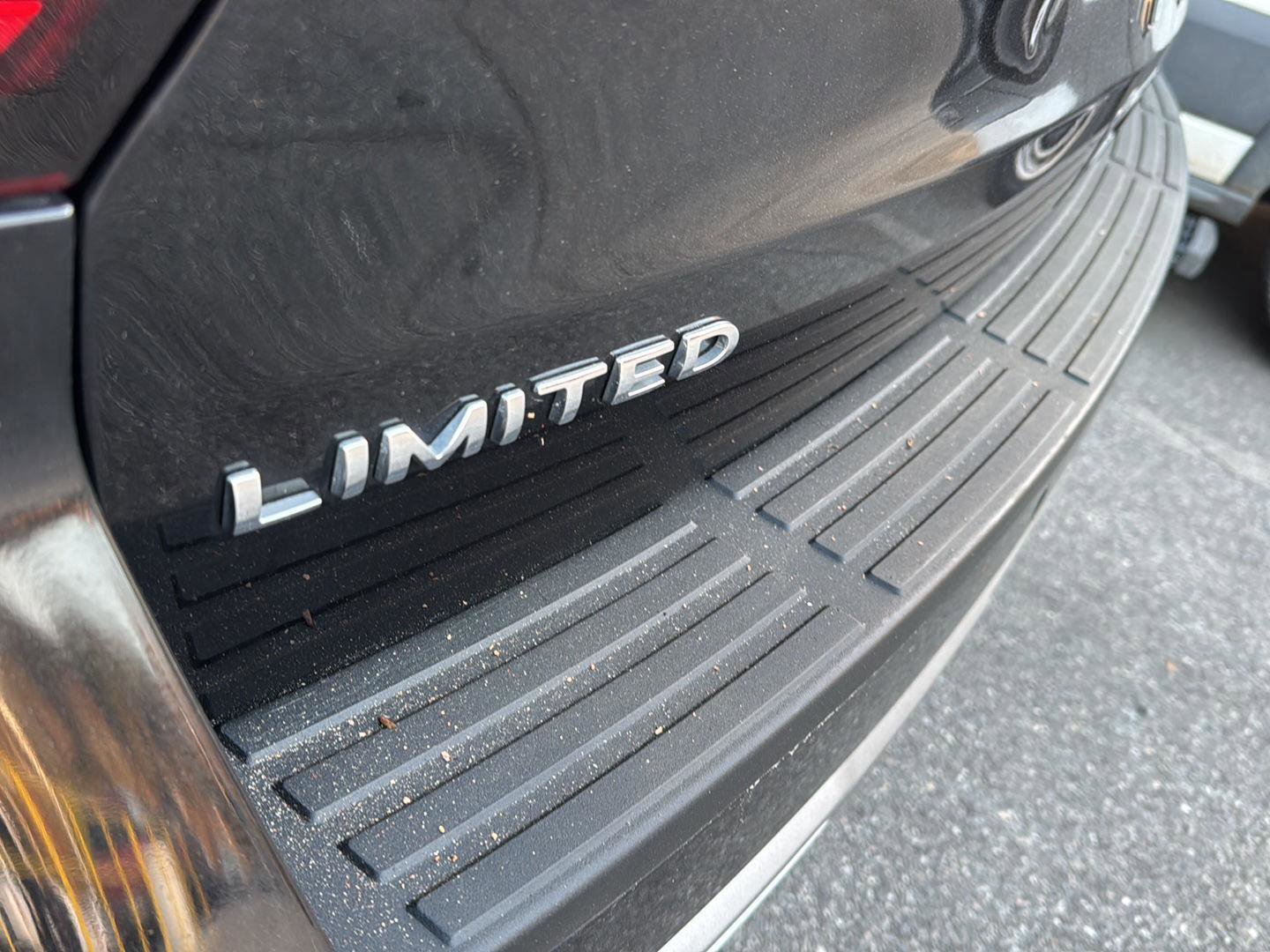 Certified 2024 Ford Expedition Max Limited image 10