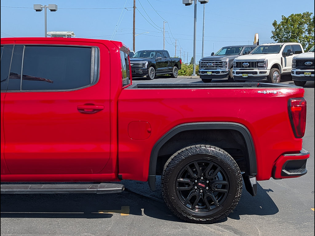 Used 2022 GMC Sierra 1500 Elevation w/ Elevation Premium Package AWD/4WD image 12