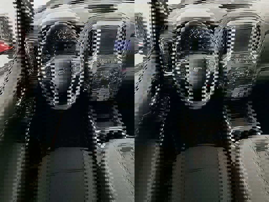 Used 2022 Chevrolet Silverado 1500 LT Trail Boss w/ Safety Package image 13