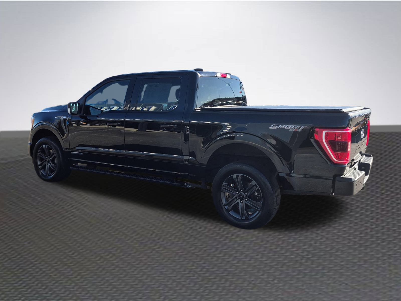 Certified 2023 Ford F150 XLT w/ Equipment Group 302A High image 5