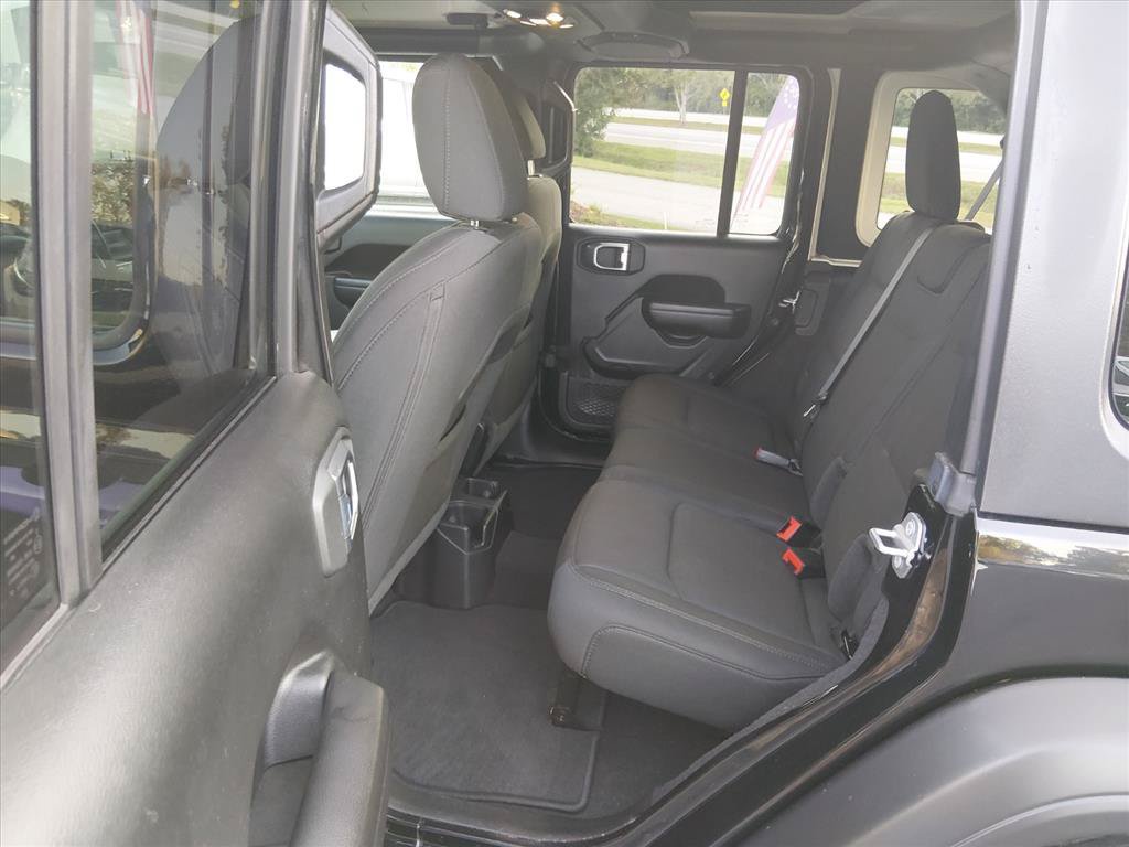 Used 2021 Jeep Wrangler Unlimited Sport AWD/4WD image 14