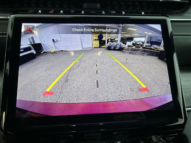 Used 2021 Jeep Grand Cherokee L Overland w/ Luxury Tech Group IV AWD/4WD image 17
