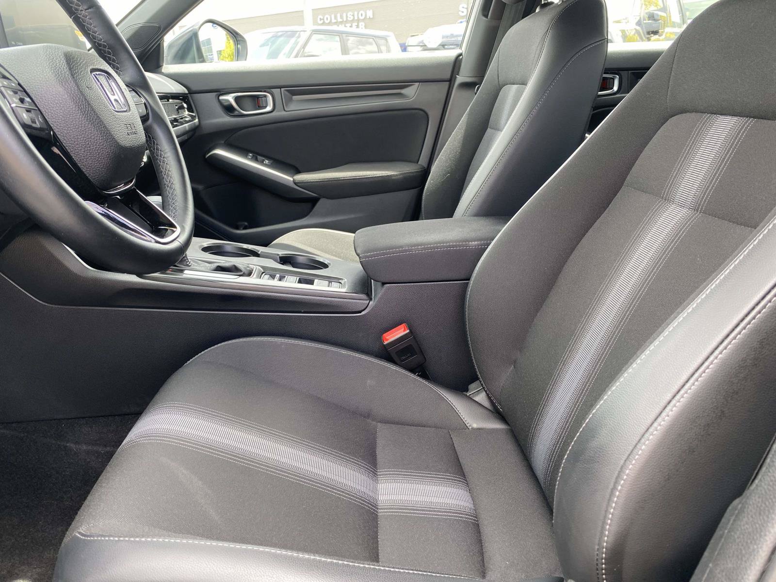 Used 2025 Honda Civic Sport image 14