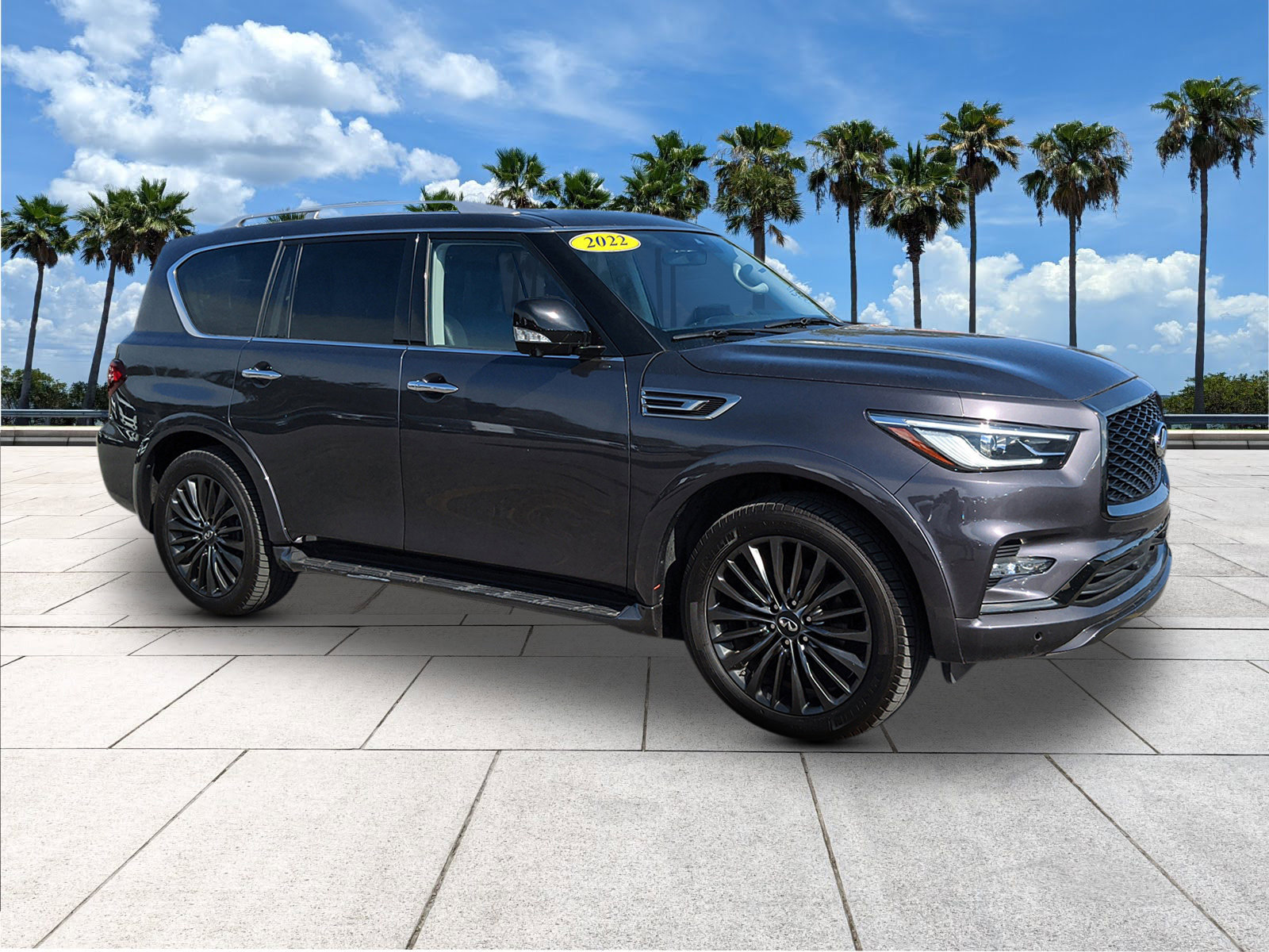 Used 2022 INFINITI QX80 Premium Select w/ Cargo Package image 2