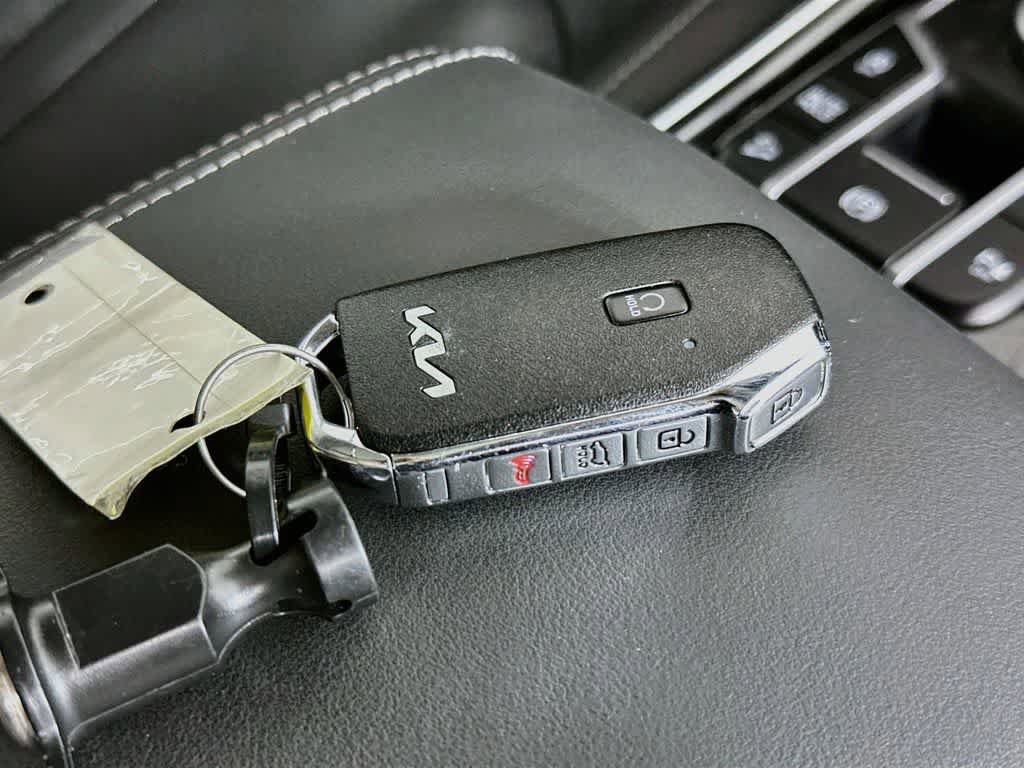 Used 2023 Kia Sorento SX AWD/4WD image 22