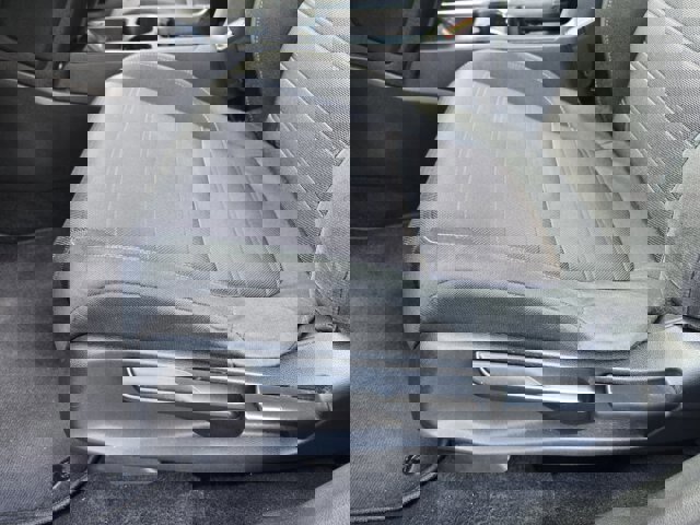 Used 2018 Honda CR-V LX image 20