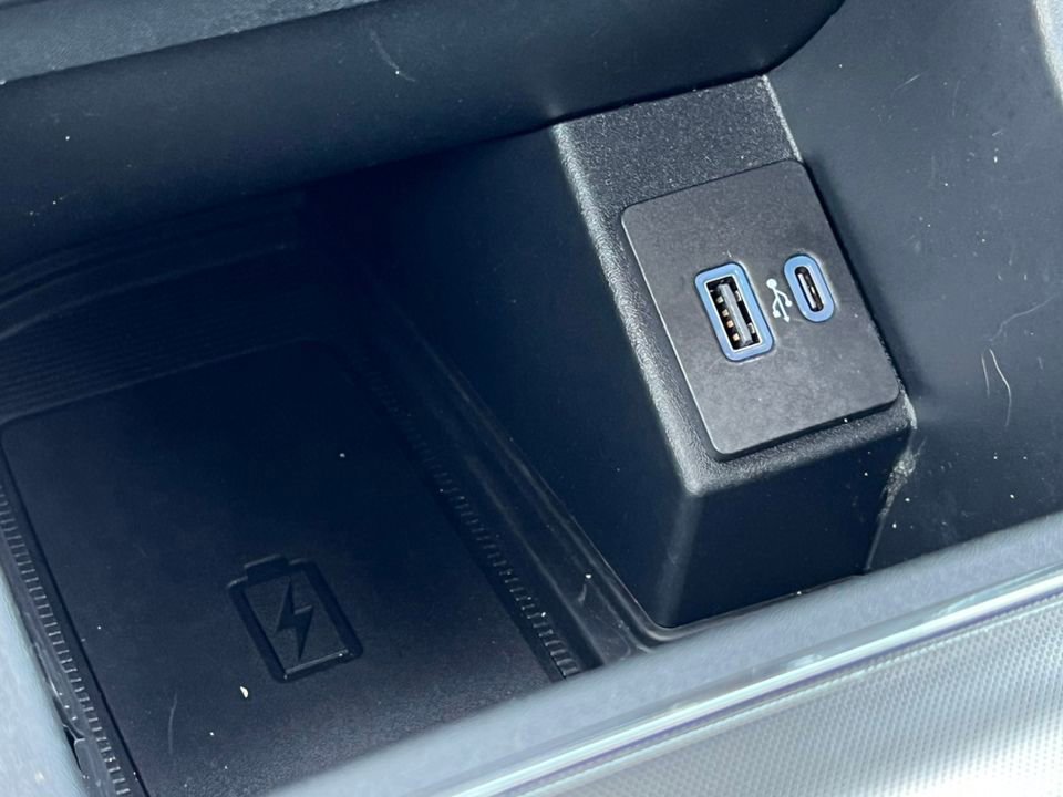 Certified 2024 Ford Edge Titanium w/ Equipment Group 301A AWD/4WD image 27