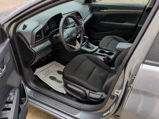 Used 2019 Hyundai Elantra SE w/ Cargo Package image 13
