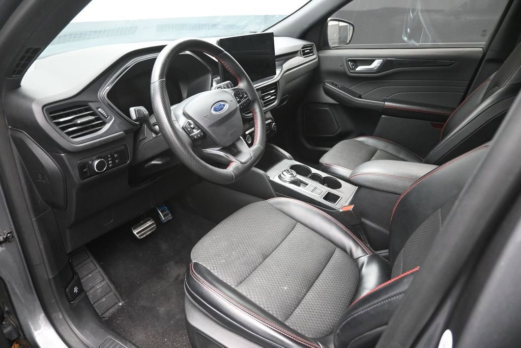 Certified 2023 Ford Escape ST-Line w/ Tech Pack #1 FWD image 19