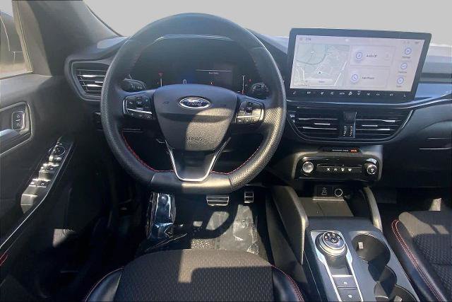 Certified 2024 Ford Escape ST-Line w/ Tech Pack #1 AWD/4WD image 6