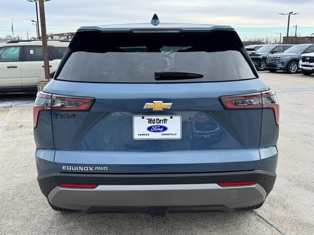 Used 2026 Chevrolet Equinox LT w/ Convenience Package II image 4