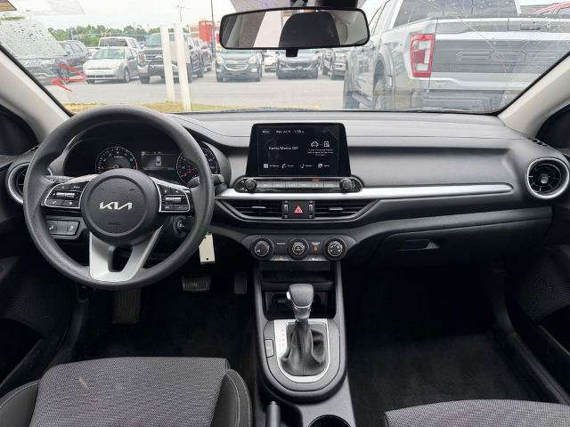 Used 2023 Kia Forte LXS w/ LXS Technology Package FWD image 13
