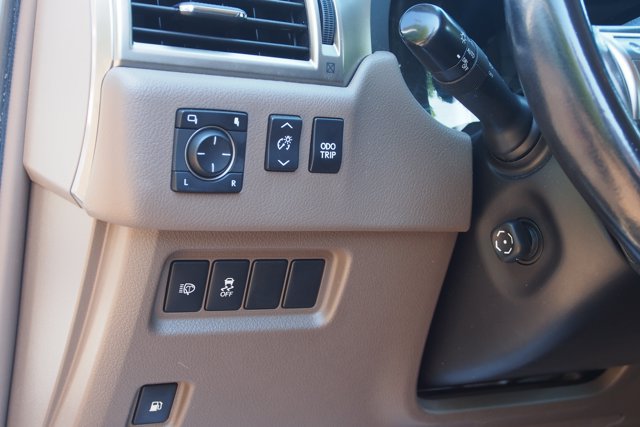 Used 2018 Lexus GX 460 Premium w/ Premium Package AWD/4WD image 23