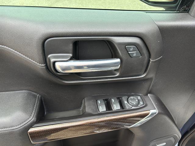 Used 2020 Chevrolet Silverado 1500 RST w/ Texas Edition image 14