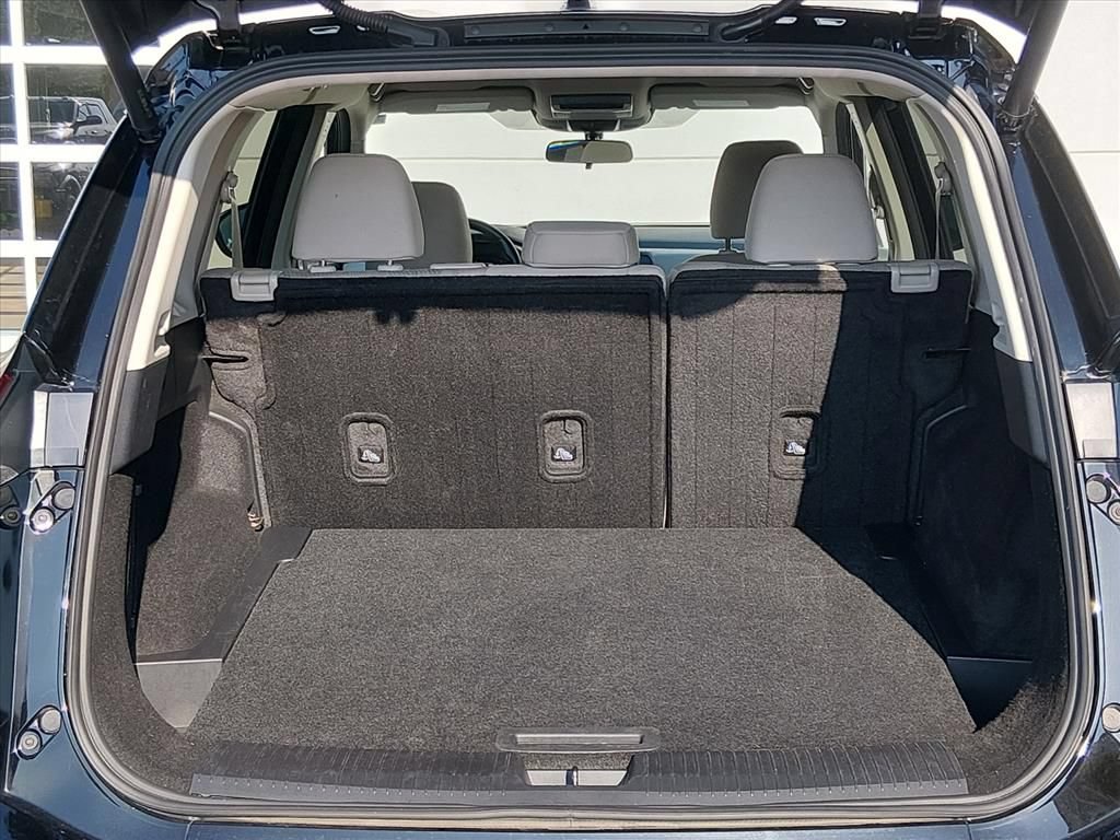 Used 2025 Nissan Rogue SV FWD image 14
