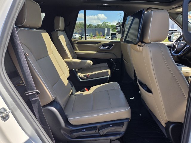 Used 2023 Chevrolet Tahoe Premier w/ Advanced Technology Package RWD image 19