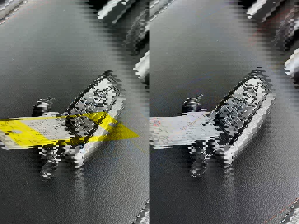 Certified 2020 Ford F150 Platinum w/ Equipment Group 701A Luxury image 25