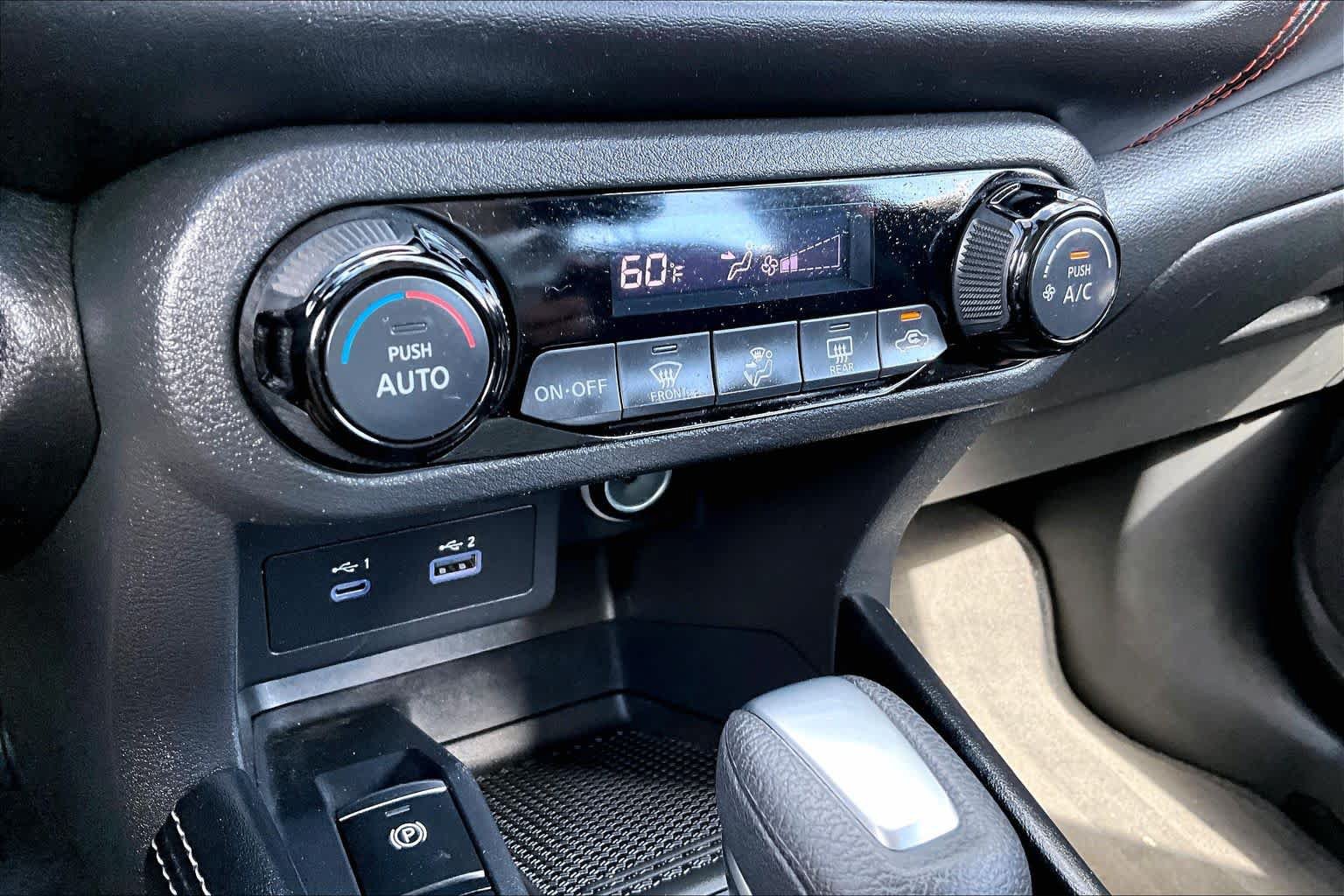Used 2023 Nissan Kicks SR FWD image 32