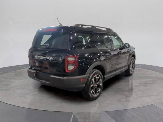 Certified 2023 Ford Bronco Sport Outer Banks w/ Tech Package AWD/4WD image 7