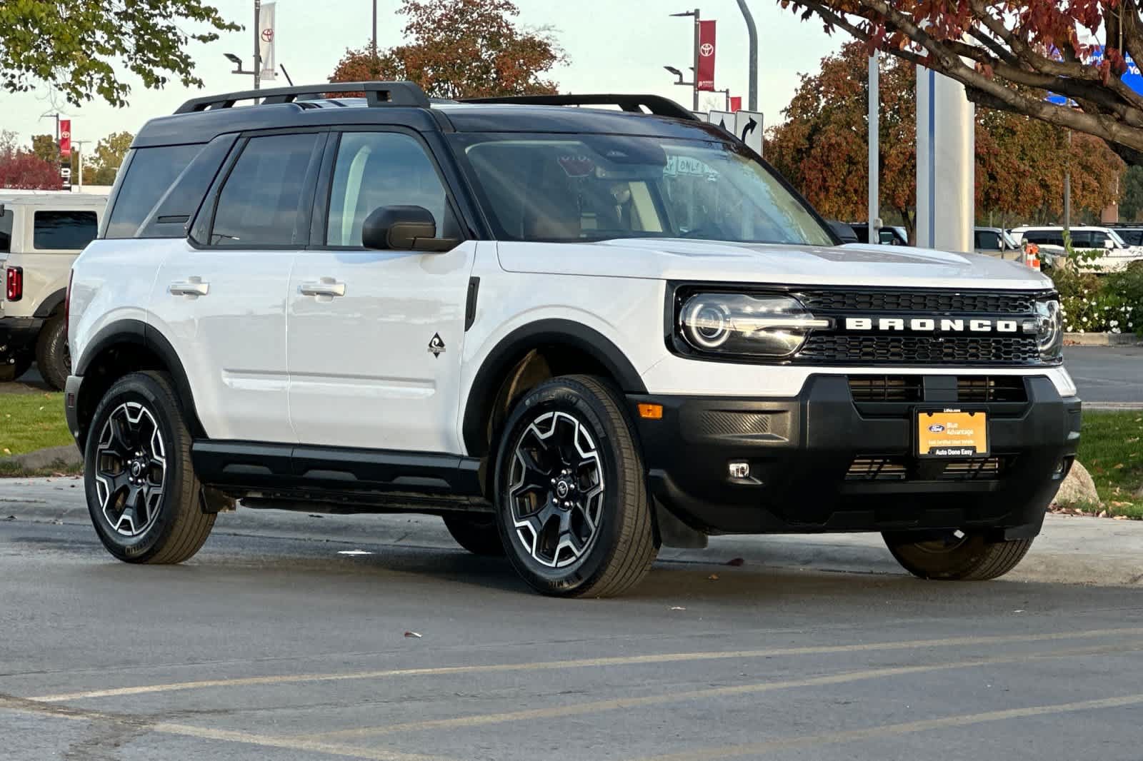 Certified 2025 Ford Bronco Sport Outer Banks AWD/4WD image 9