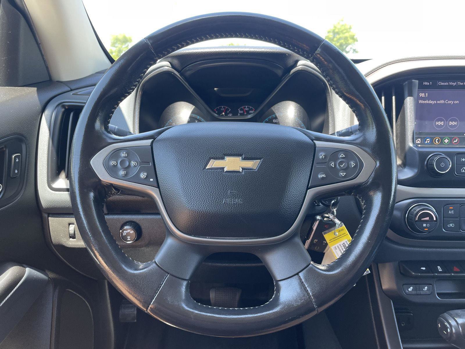 Used 2019 Chevrolet Colorado Z71 AWD/4WD image 12