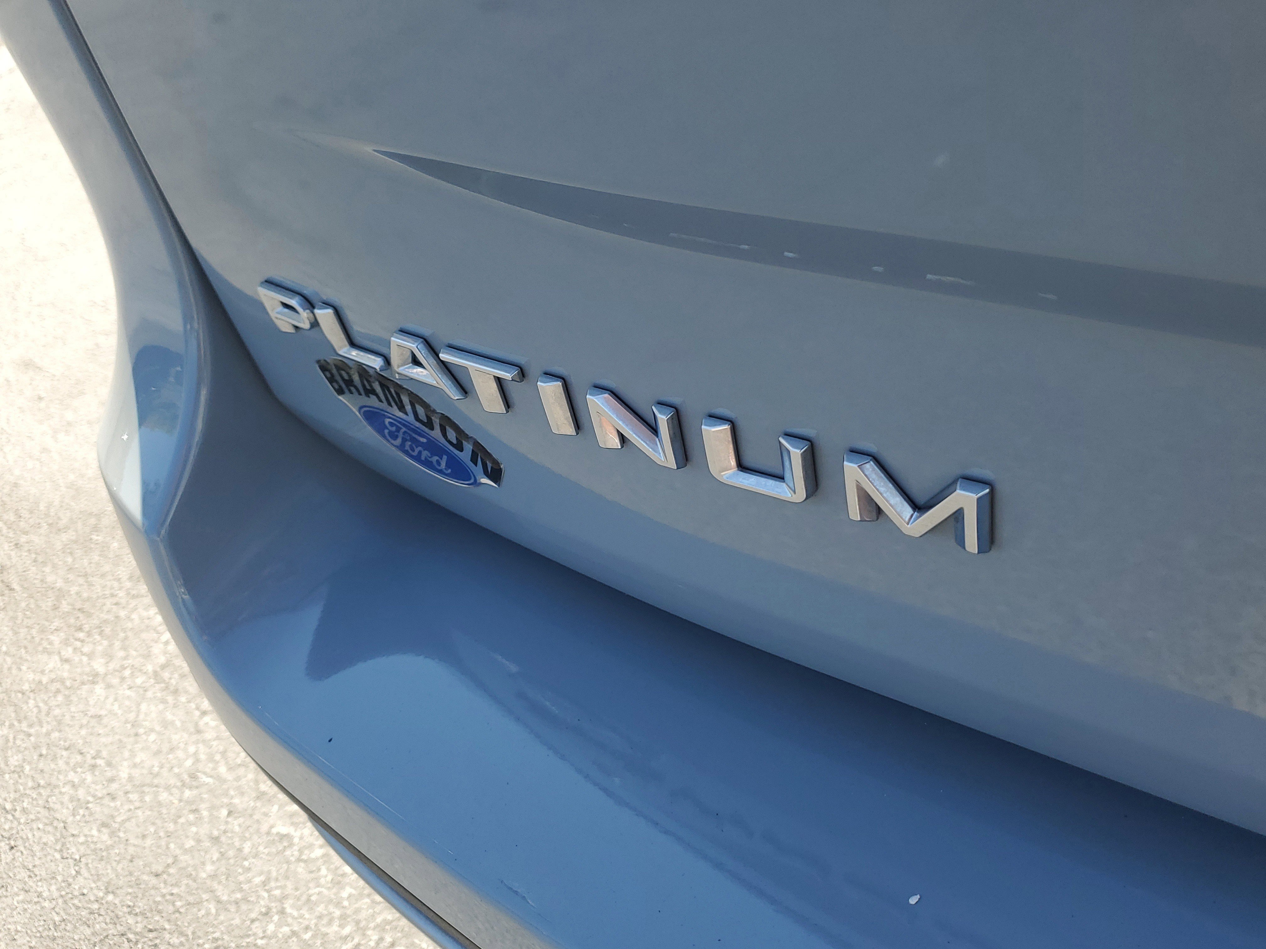 Certified 2025 Ford Expedition Max Platinum image 9