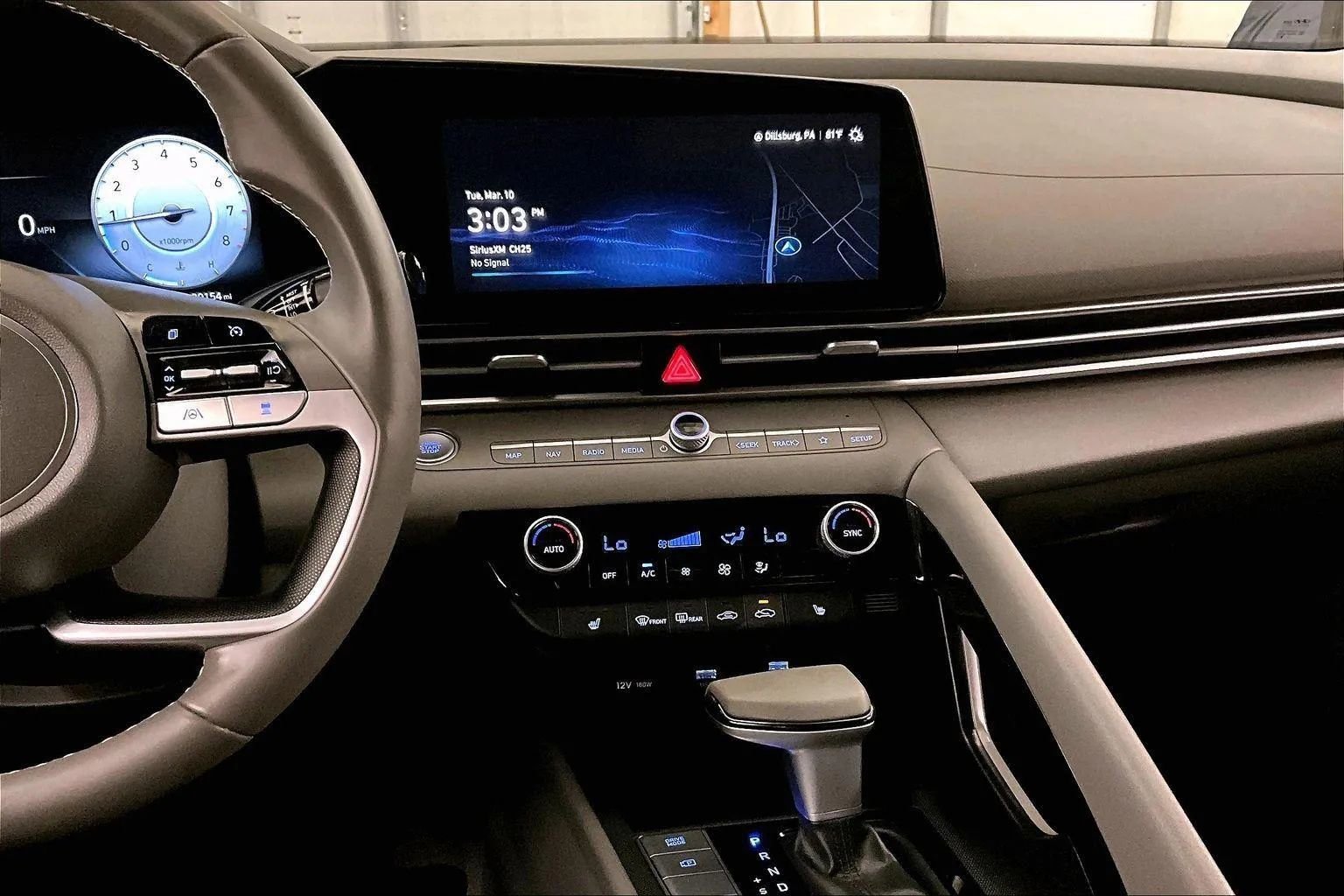 Used 2023 Hyundai Elantra SEL w/ Convenience Package image 6