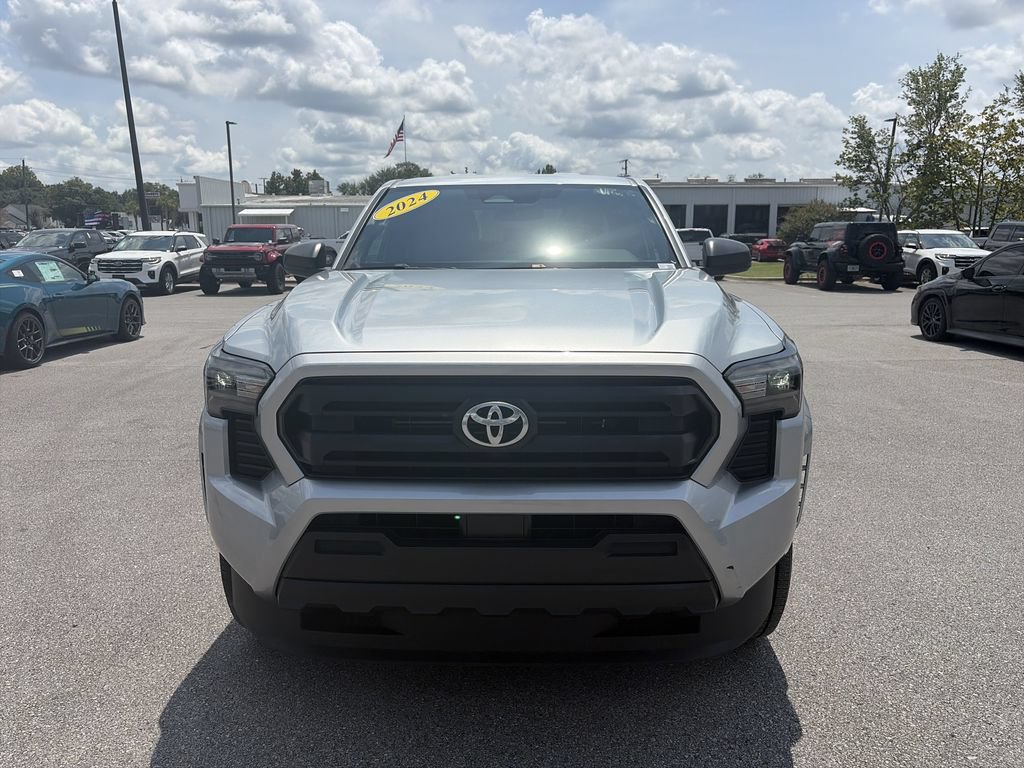 Used 2024 Toyota Tacoma SR RWD image 10