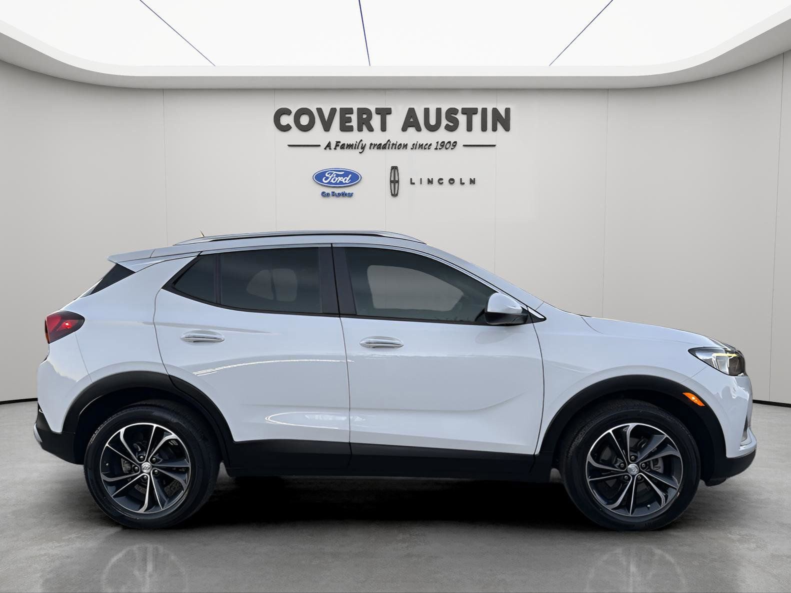 Used 2023 Buick Encore GX Select image 6