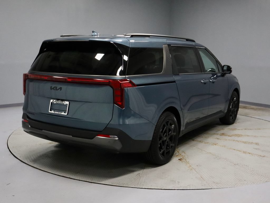 Used 2026 Kia Carnival SX w/ SX Dark Edition Package FWD image 13