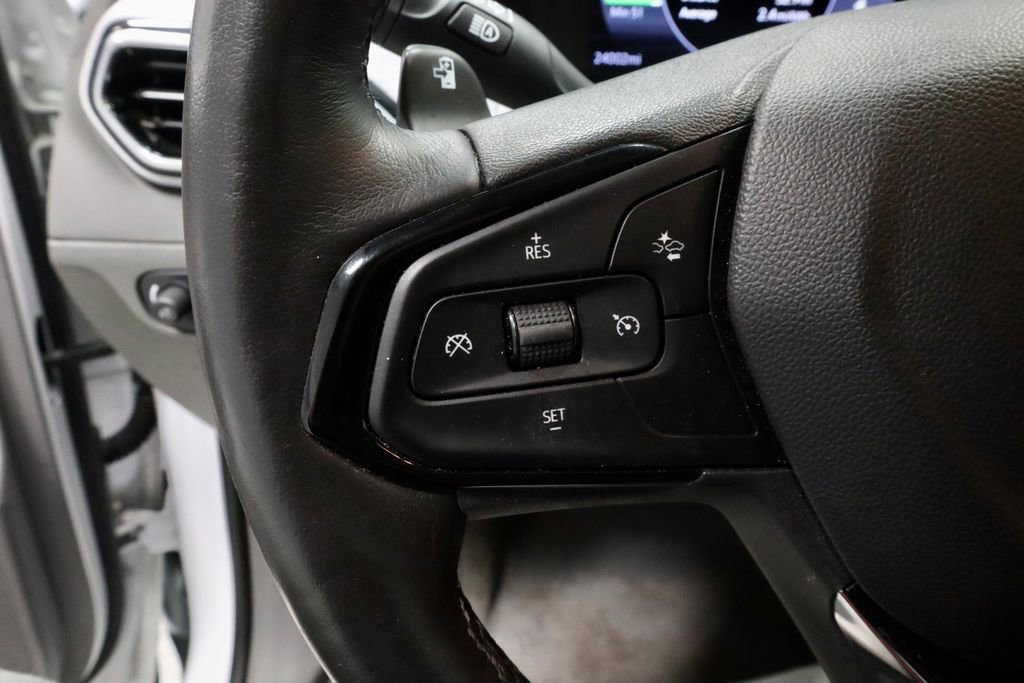 Used 2023 Chevrolet Bolt EUV Premier image 26