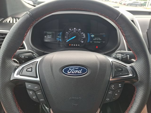 Certified 2024 Ford Edge ST-Line AWD/4WD image 18